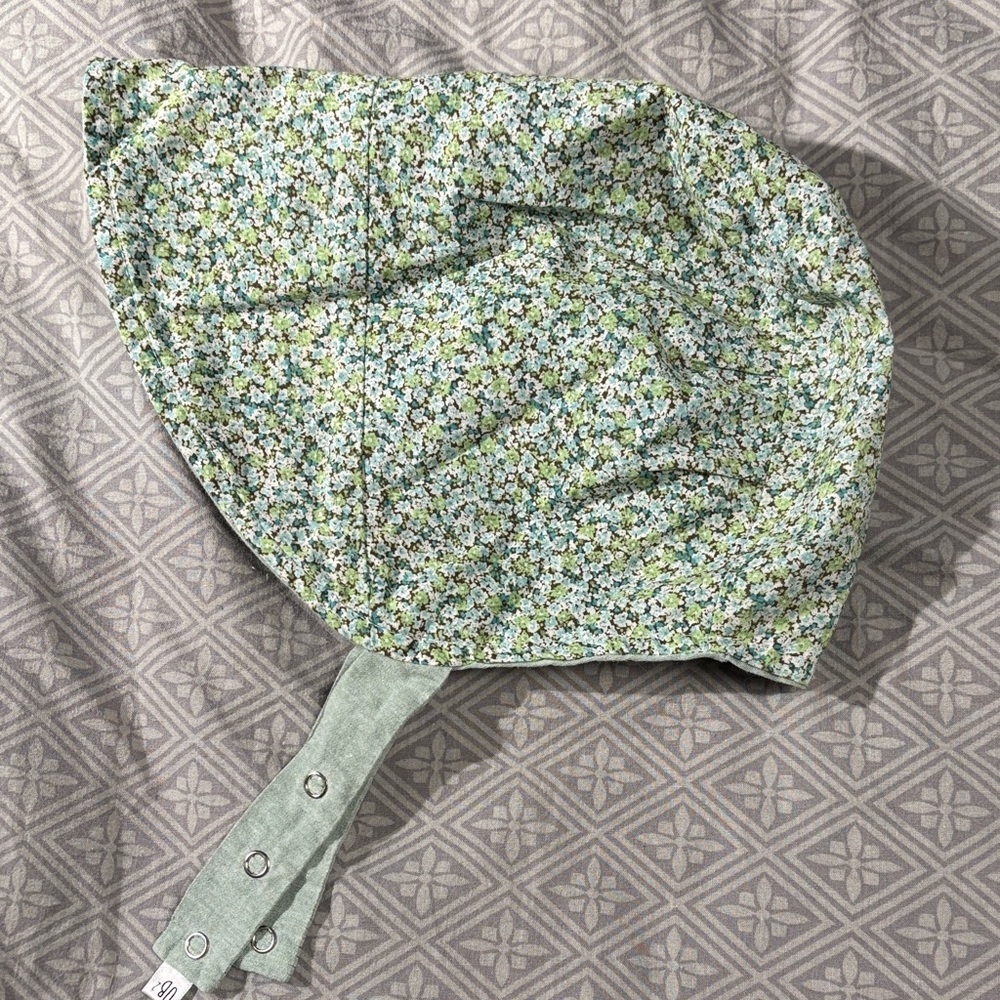 Urban baby bonnet reversible organic cotton bonnet in spring green
